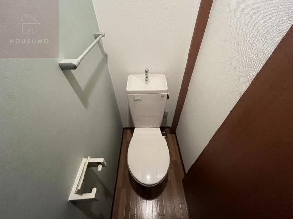 トイレ　落ち着いたトイレです