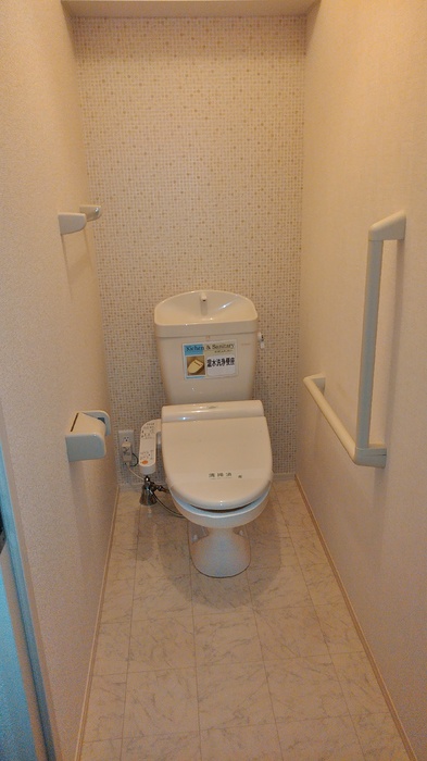 トイレ　落ち着いたトイレです