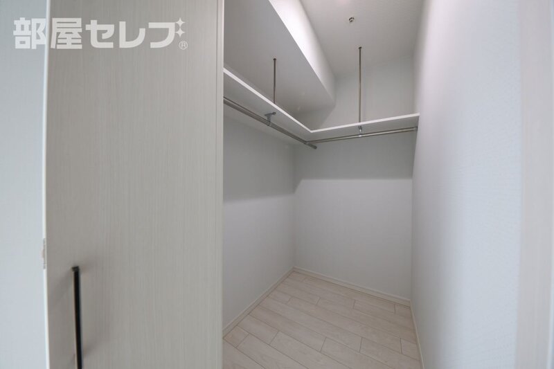 収納　１２０１号室写真