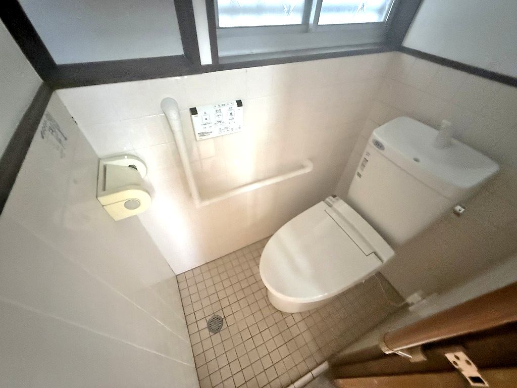 大井貸家のトイレ写真