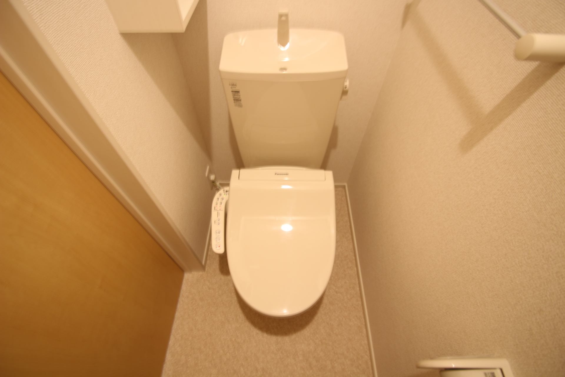 トイレ　同建物別号室