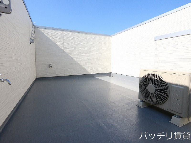 バルコニー　※同型タイプの為、現状を優先いたします