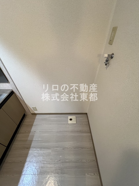 その他　洗濯機置き場は室内にあるので雨に濡れる心配はありません。