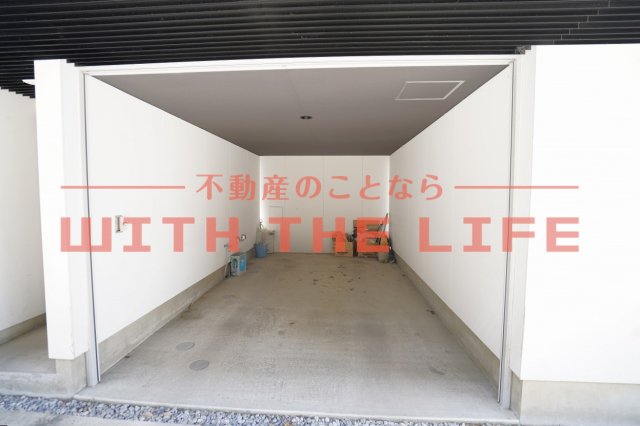 駐車場　車をお持ちの方に嬉しい駐車場付きの物件です