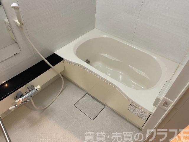 バス・シャワールーム　追い焚き機能付きバス♪