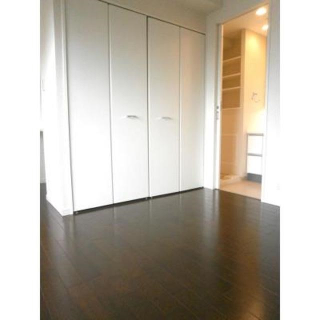 居室・リビング　※参考写真（同物件別部屋です）