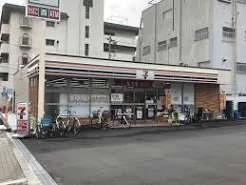 コンビニ　セブンイレブン 大阪住吉1丁目店（コンビニ）まで183m