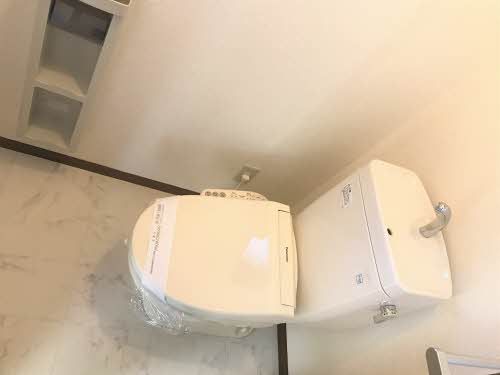 その他部屋・スペース　温水洗浄暖房便座