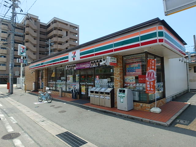コンビニ　セブンイレブン加古川備後店（コンビニ）まで297m