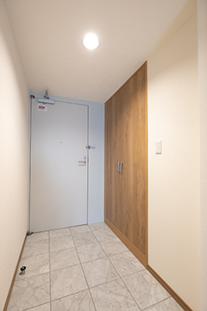 玄関　※写真は同タイプ住戸です。