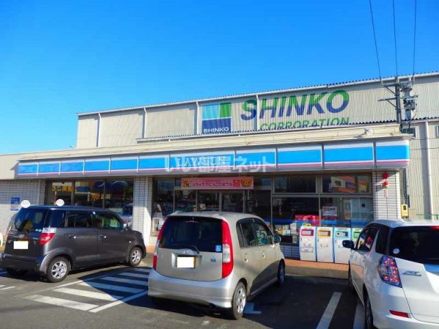 コンビニ　ローソン 朝日町小向店（コンビニ）まで204m