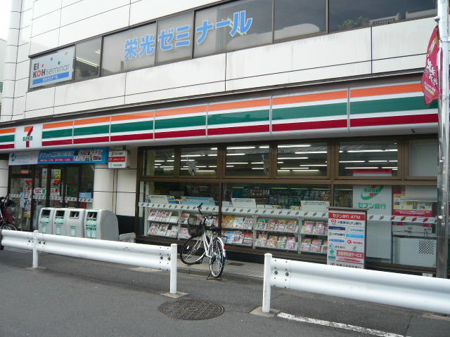 コンビニ　セブンイレブン井荻駅北口店（コンビニ）まで220m
