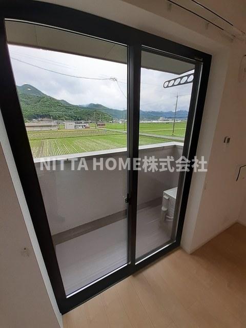 バルコニー　シャッター雨戸完備していいます◎