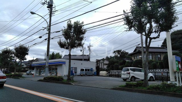 コンビニ　ローソン　町田金井店（コンビニ）まで410m