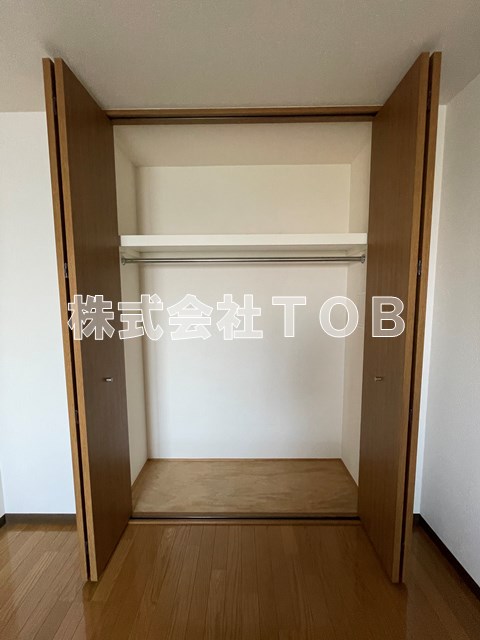収納　洋室5.8帖　収納
