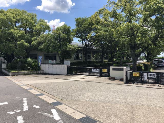中学校　豊明市立沓掛中学校（中学校）まで1315m