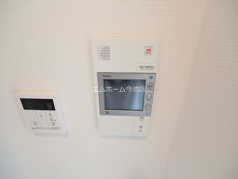 セキュリティ　TVモニター付インターホン