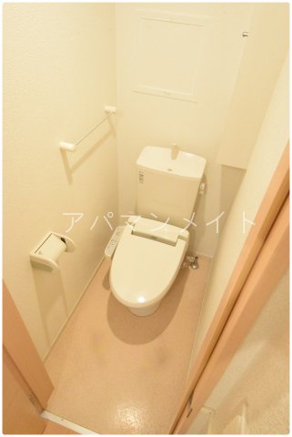 トイレ　トイレもきれいです