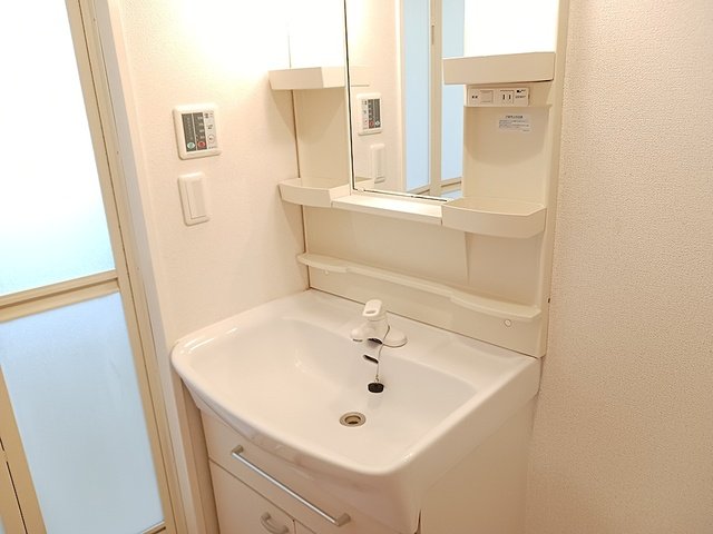 洗面設備　洗面所です