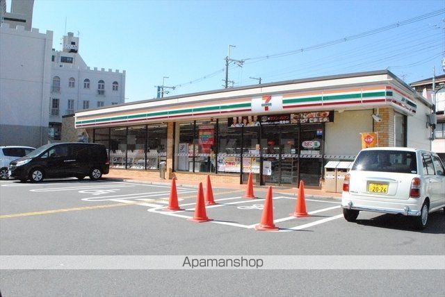 コンビニ　セブンイレブン（コンビニ）まで440m