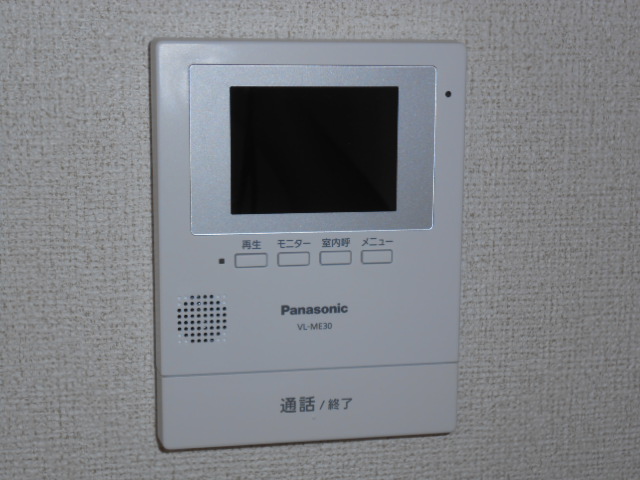 セキュリティ　カラーＴＶモニター付インターホン完備