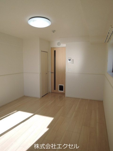 その他部屋・スペース　フローリングの室内です。