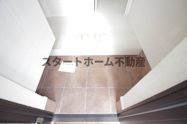 玄関　明るい玄関です