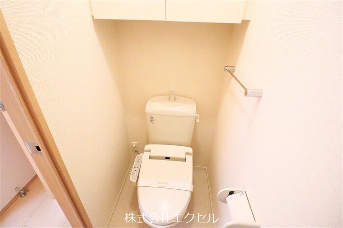 トイレ　同建物別室画像です。