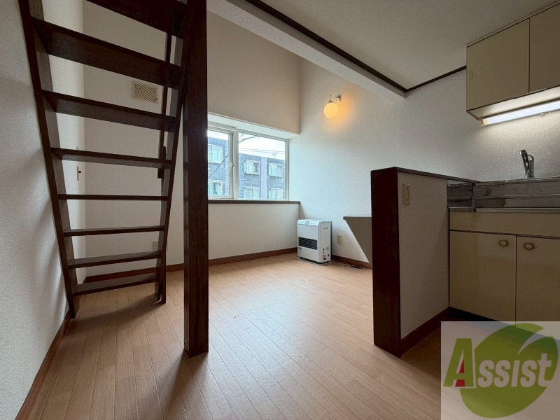 居室・リビング　広くてキレイなお部屋が広がっていて、充実した生活が送れそう。