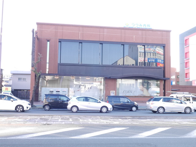 銀行　高知信用金庫下街支店（銀行）まで342m