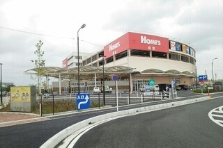 ホームセンター　島忠ホームズ草加舎人店（ホームセンター）まで1300m