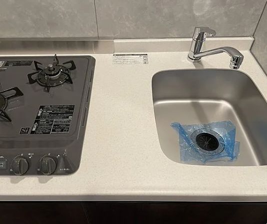 キッチン　※反転タイプの写真を使用しています。