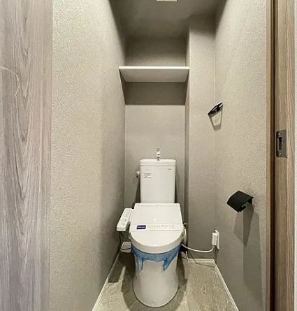 トイレ　※反転タイプの写真を使用しています。