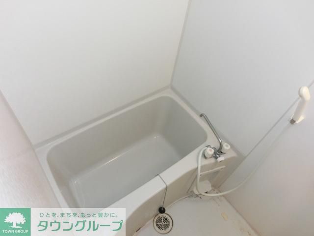 バス・シャワールーム　独立式お風呂（同一タイプ）