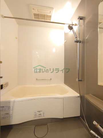 東京メトロ有楽町線 飯田橋駅 徒歩8分 6階建 築23年の風呂写真