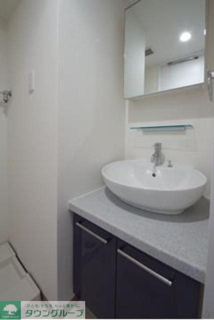 洗面設備　※写真は同タイプ住戸です。