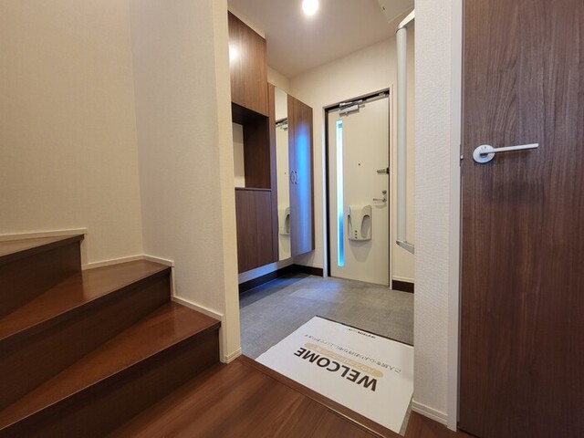 玄関　玄関