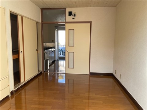 居室・リビング　フローリングのお部屋です。