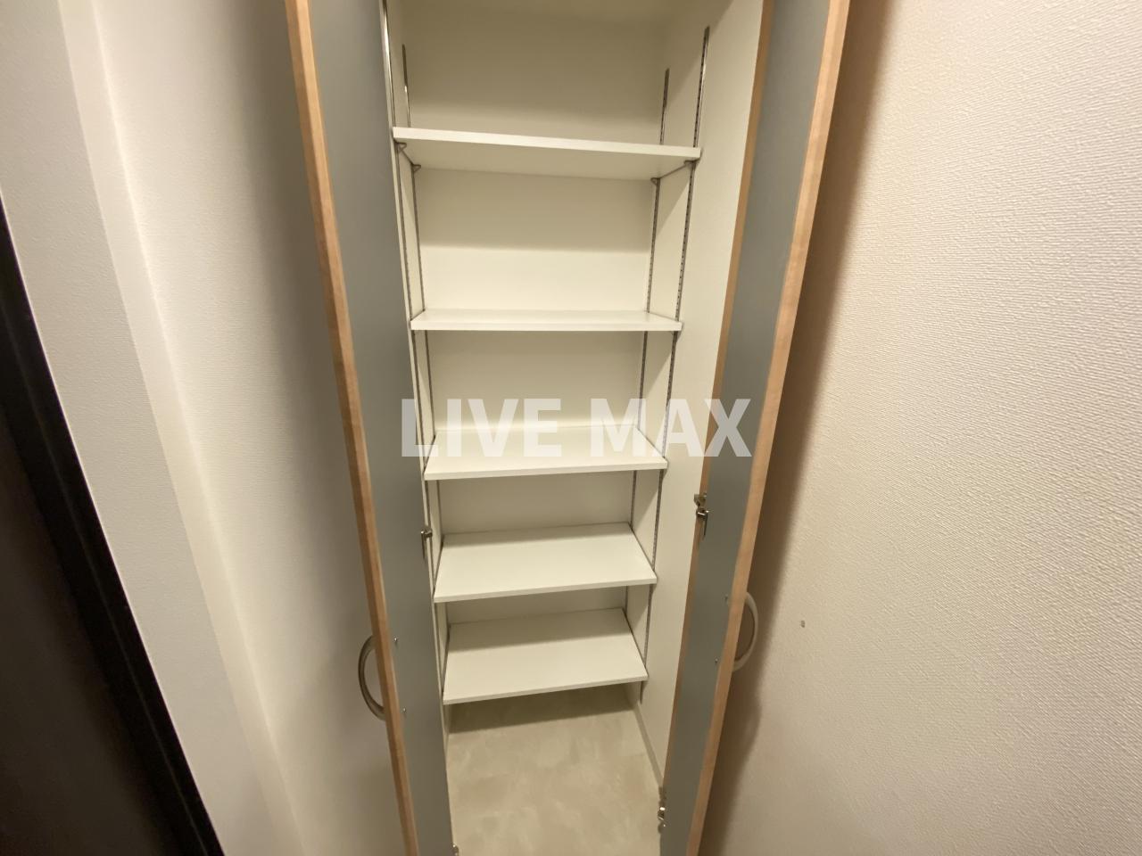 収納　※別部屋のお写真になります