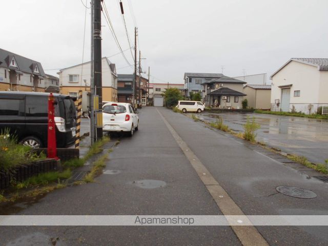 その他　前面道路（その他）まで0m