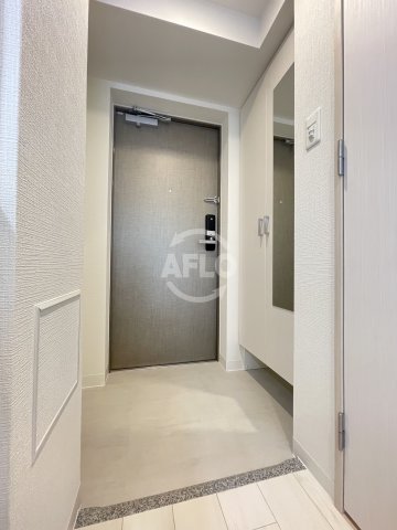 玄関　エスリードレジデンス大阪本町　玄関