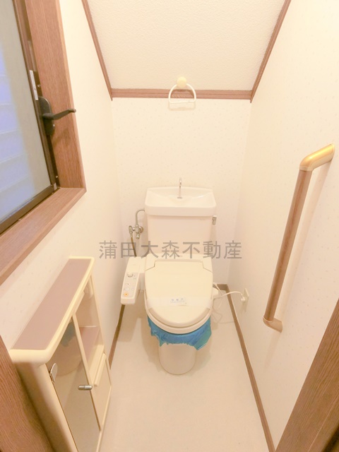 大森北4丁目戸建のトイレ写真