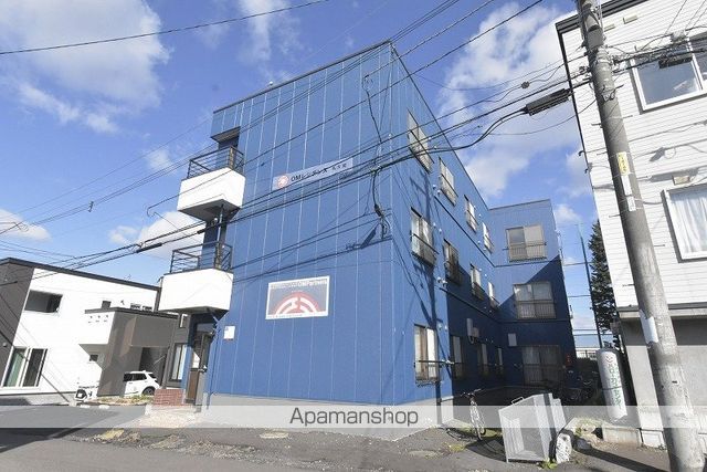 地下鉄南北線 澄川駅 バス乗車時間：6分 最寄りバス停で下車 徒歩6分 築41年