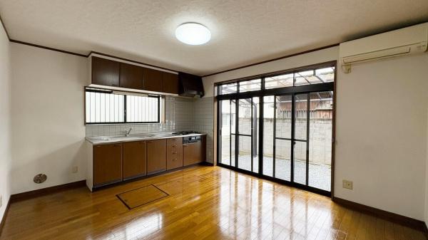樋口貸家のキッチン写真