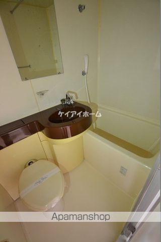 ＪＲ宇野線 大元駅 徒歩21分 5階建 築42年のトイレ写真