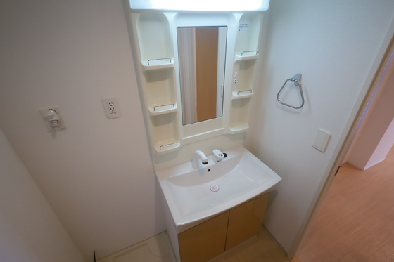 洗面設備　※別部屋の写真です