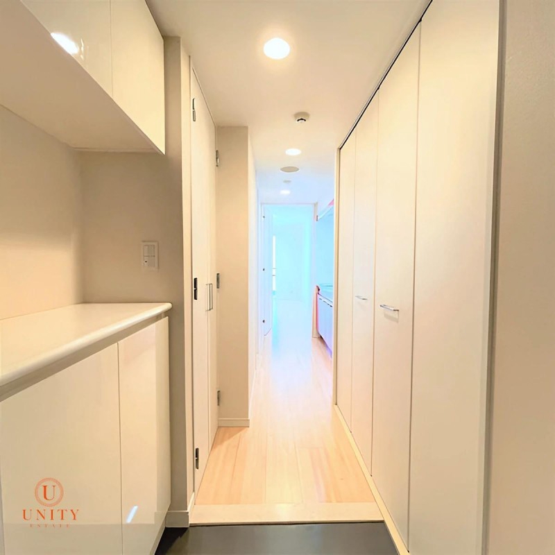 CASA+α名駅南の玄関写真