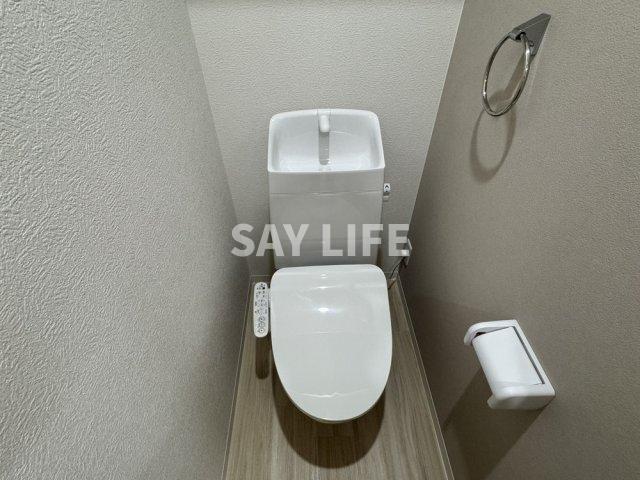 近鉄南大阪線 今川駅 徒歩6分 3階建 築1年のトイレ写真