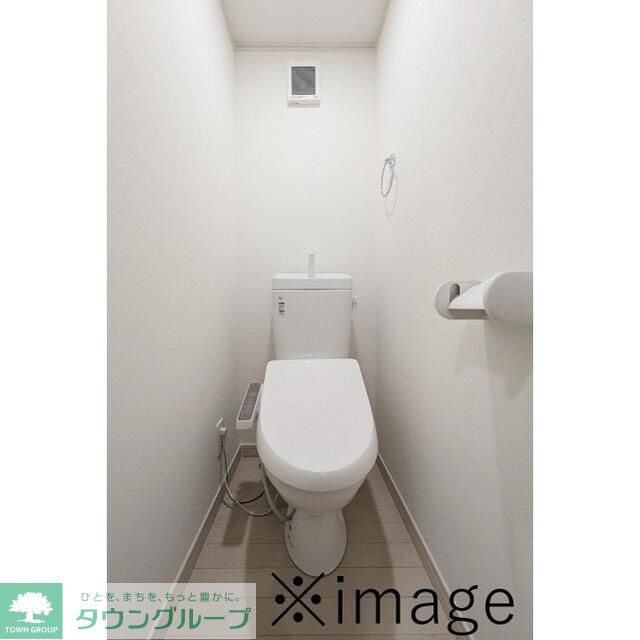 日暮里・舎人ライナー 江北駅 徒歩7分 3階建 築2年のトイレ写真