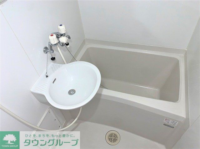 京成松戸線 前原駅 徒歩15分 2階建 築17年の風呂写真